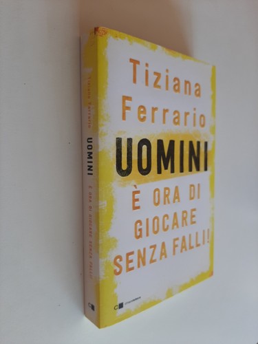 Uomini ora giocare senza - ora,